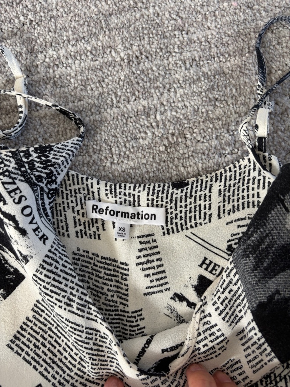 Reformation Ventura mini dress in newsprint - Picture 5 of 6
